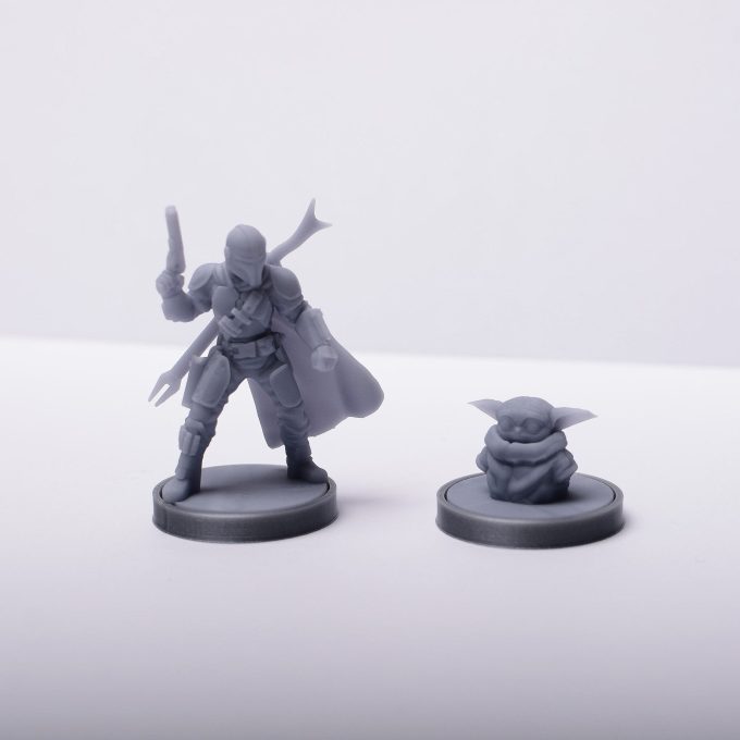 Mandalorian and baby Yoda miniature for boardgames